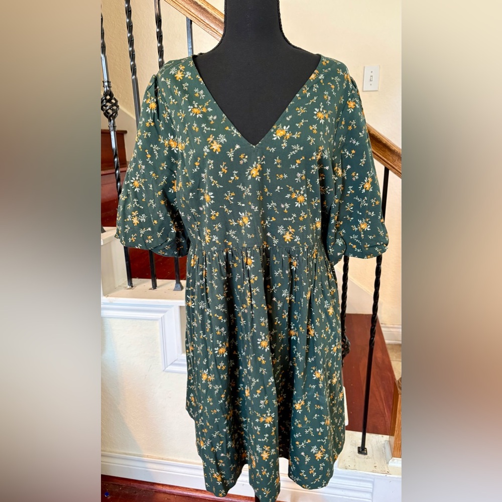 Madewell Green Floral Midi Dress